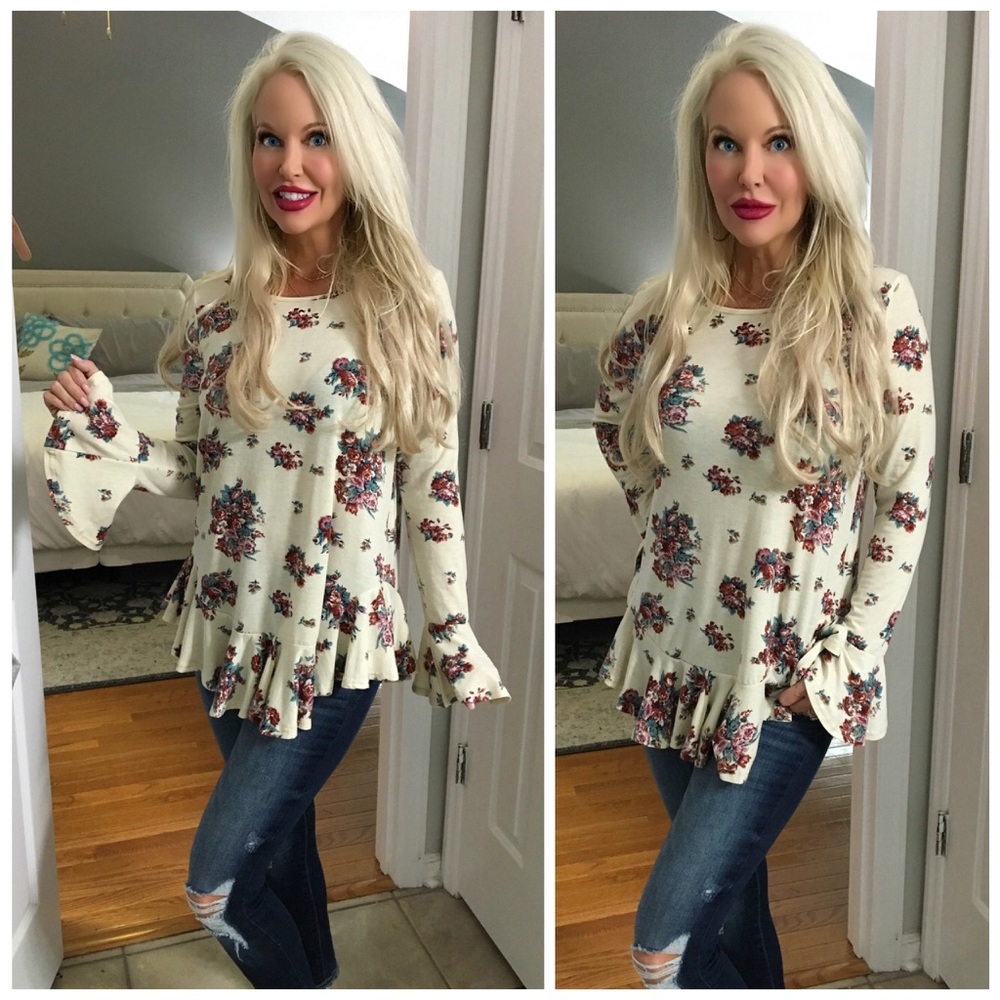 LAST  1!!  💕New For Spring! Ruffled Floral Tunic! - Picture 2 of 6